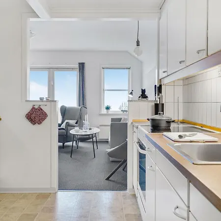 Gorgeous In With Kitchen Apartment